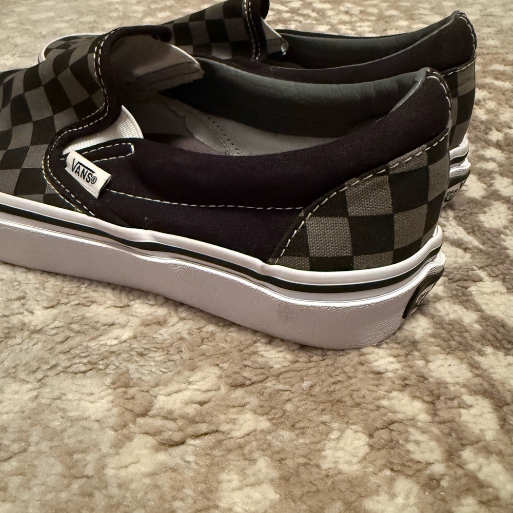 Check Vans - Picture 4 of 8